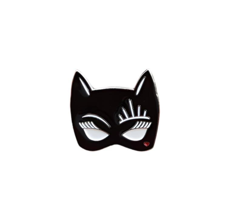 Cat Woman Pin's