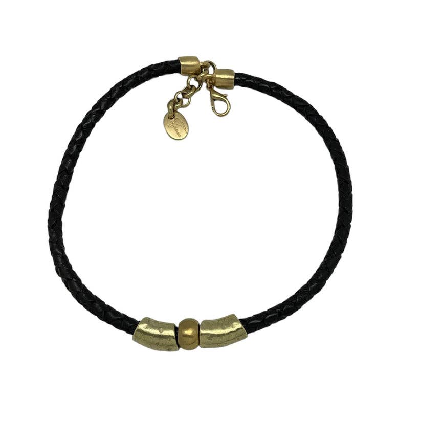 Ketting van gevlochten leer met gouden details