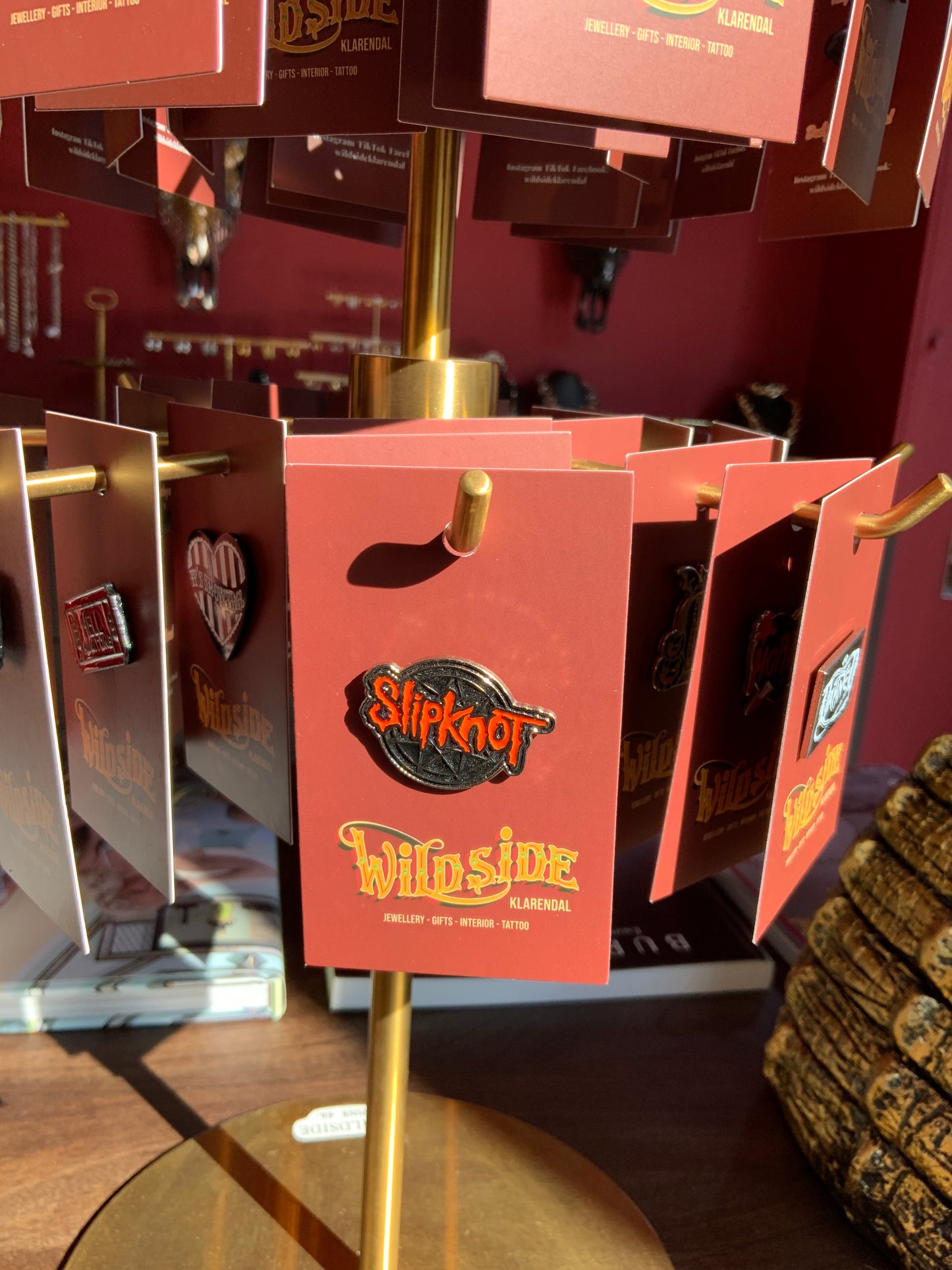 Alfiler de nudo corredizo