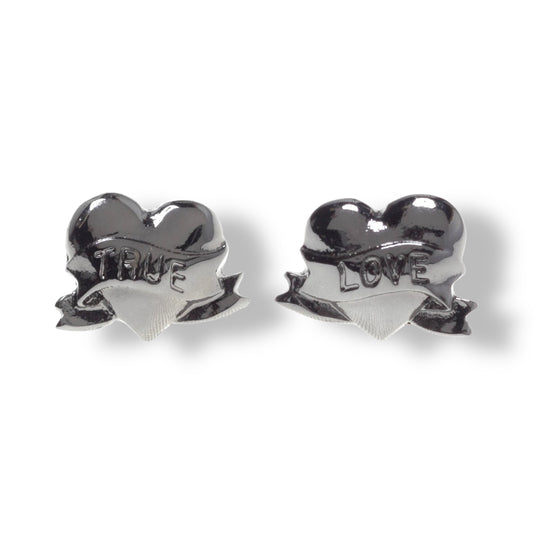 True love Ear Studs - Sourpuss