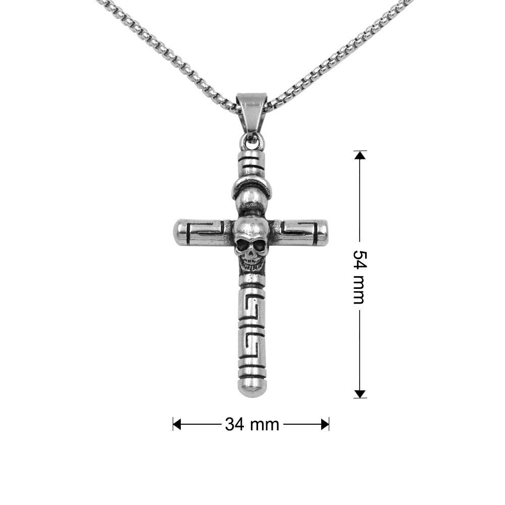 Cruz de plata con colgante de calavera.