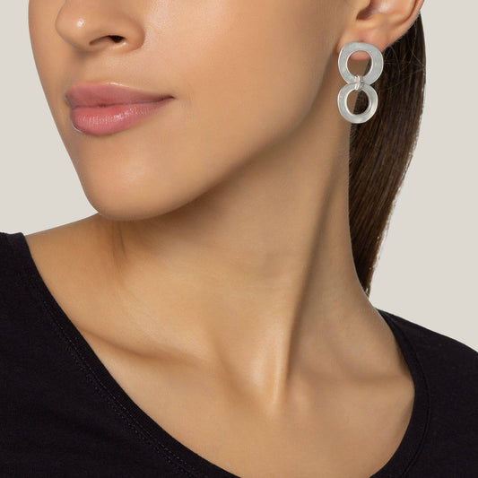 Zilveren double hoop hanger oorbel