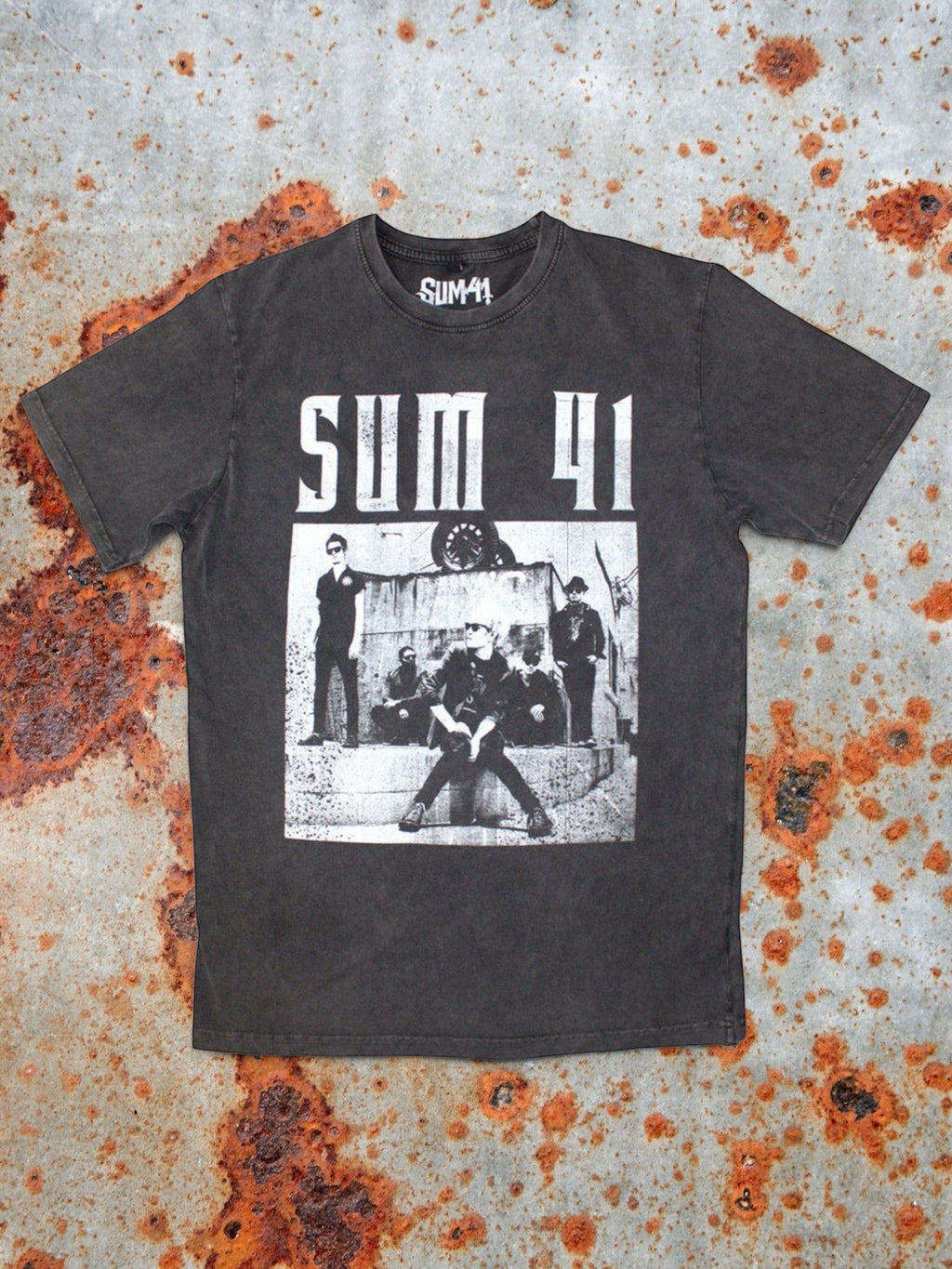 Camiseta lavada a la piedra de Sum 41 – Edición limitada (999 unidades en todo el mundo)
