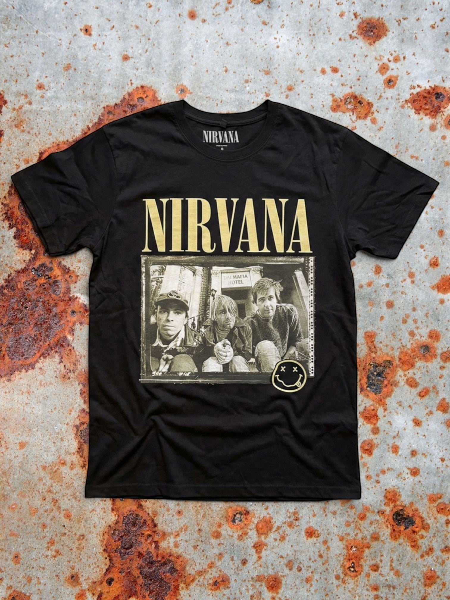 Nirvana Premium Carbon T-Shirt – Nevermind ’91 Hotel Photo (100% Combed Cotton, Premium Soft-Touch Finish)