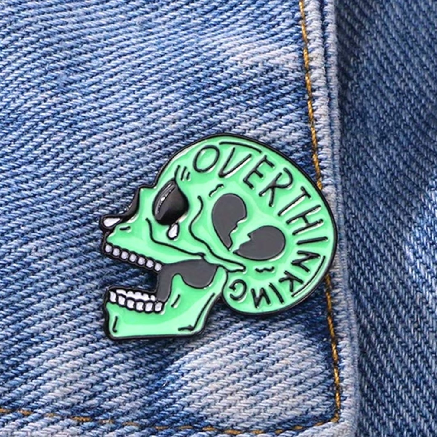 Overthinker skull Pin
