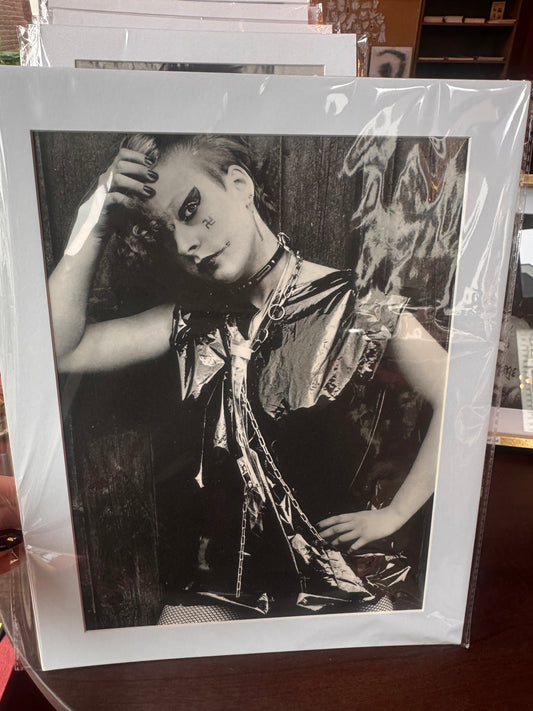 London Punk - Passe-Partout photo Print 1/1