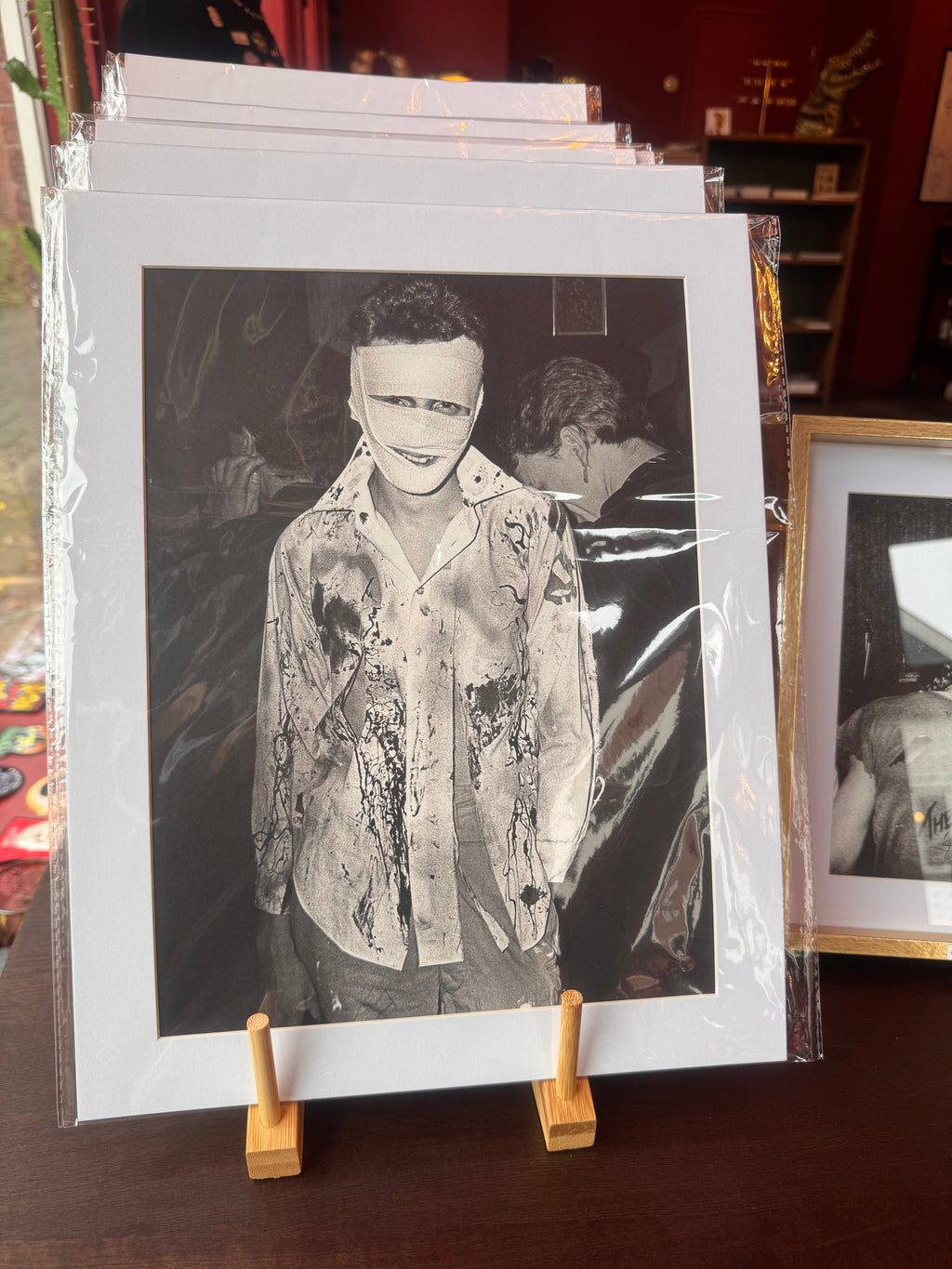 London Punk - Passe-Partout photo Print 1/1