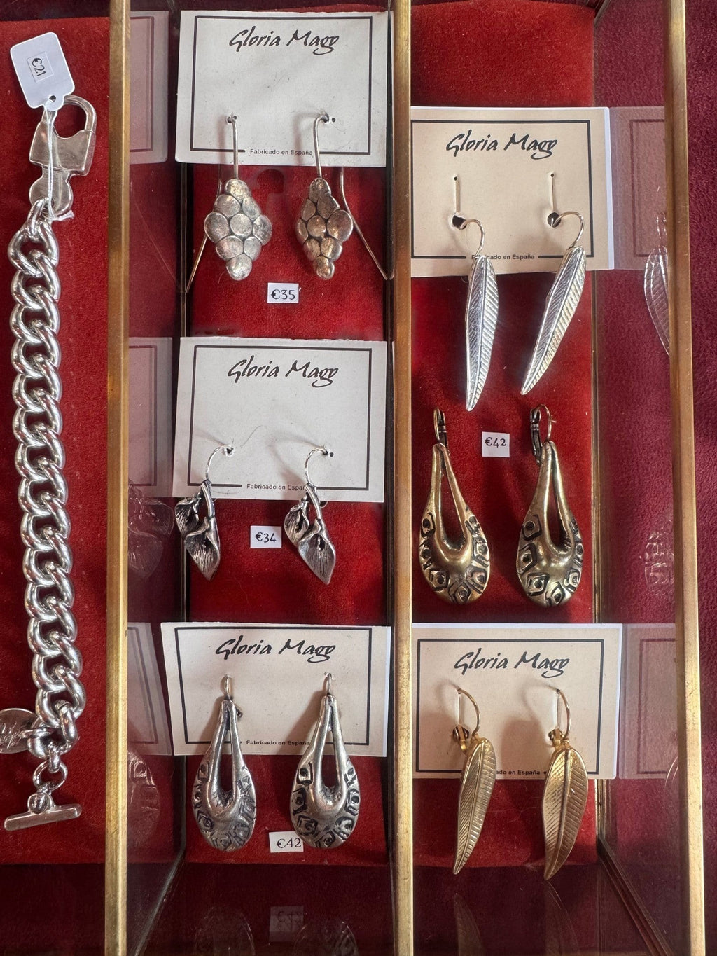 WILDSIDE teardrop engraved silver earrings with aged silver contrast. Antiallergic, made in Spain.