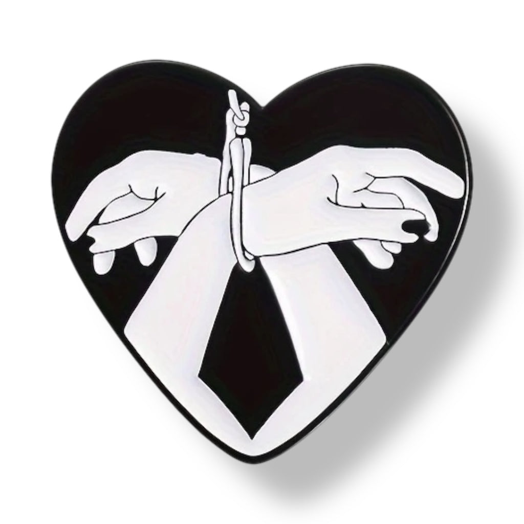 Bondage heart Pin