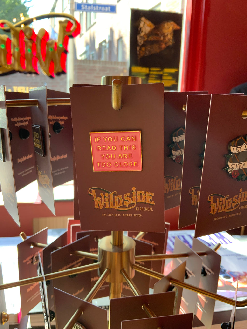 Si puedes leer esto debes cerrar Pin