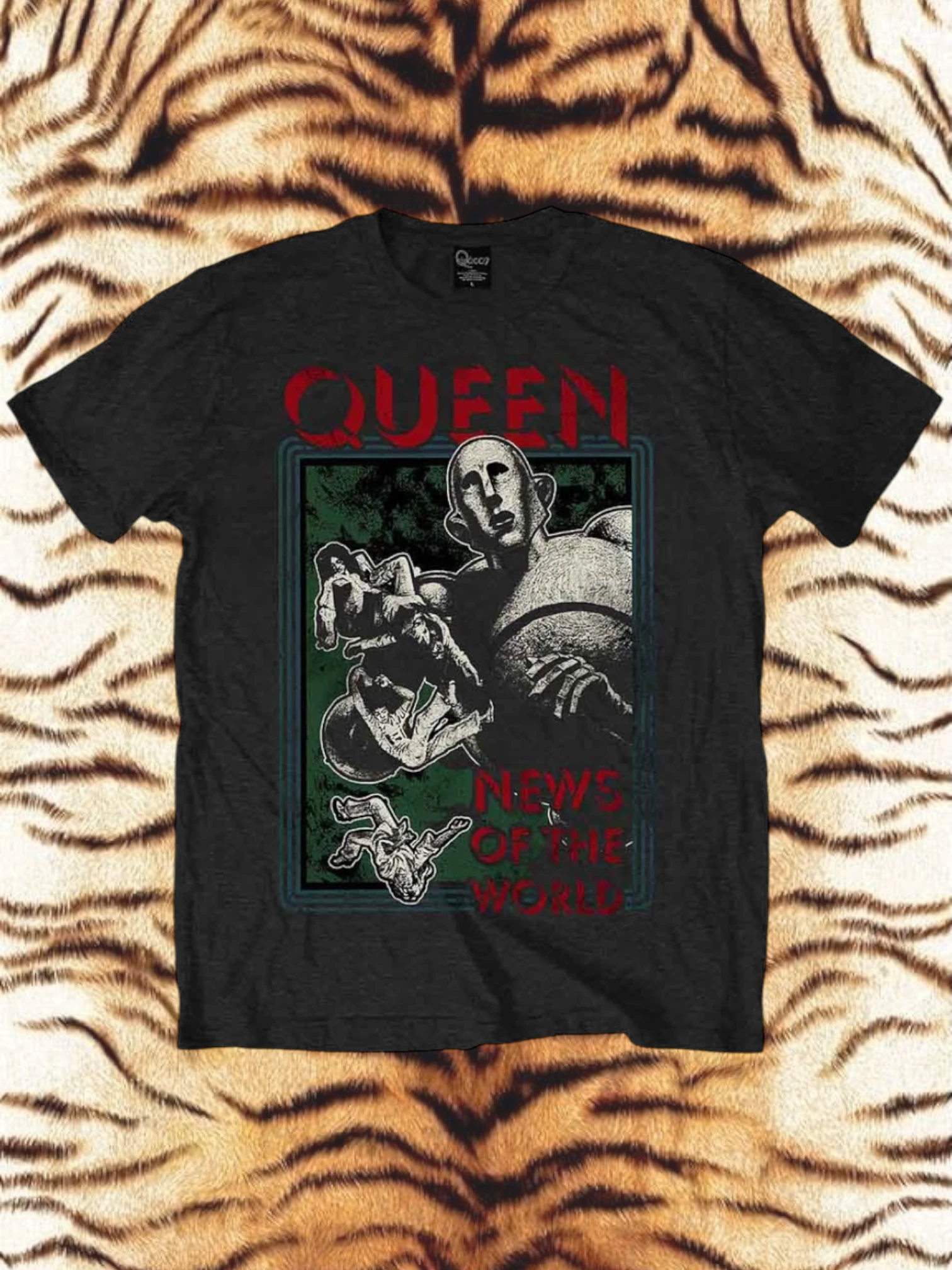 Queen Unisex T-Shirt: News of the World (Black)