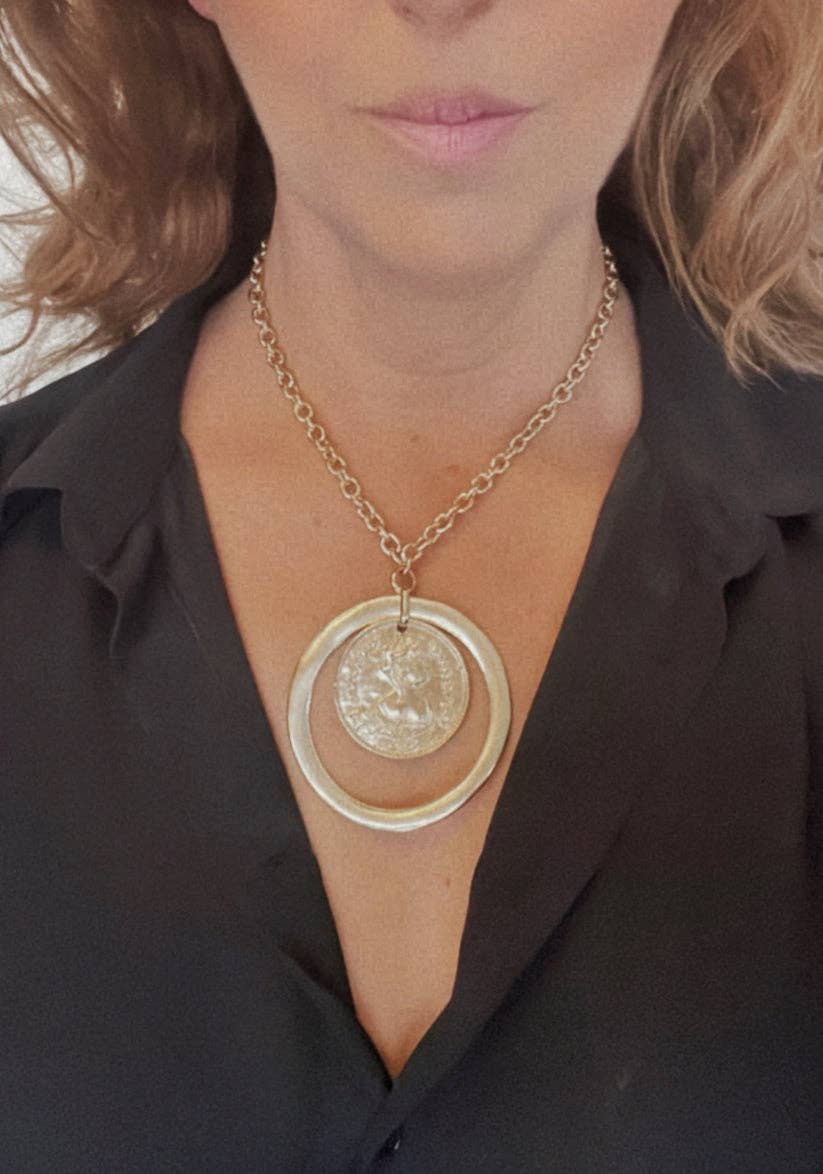 Gd Coin necklace with gold hoop