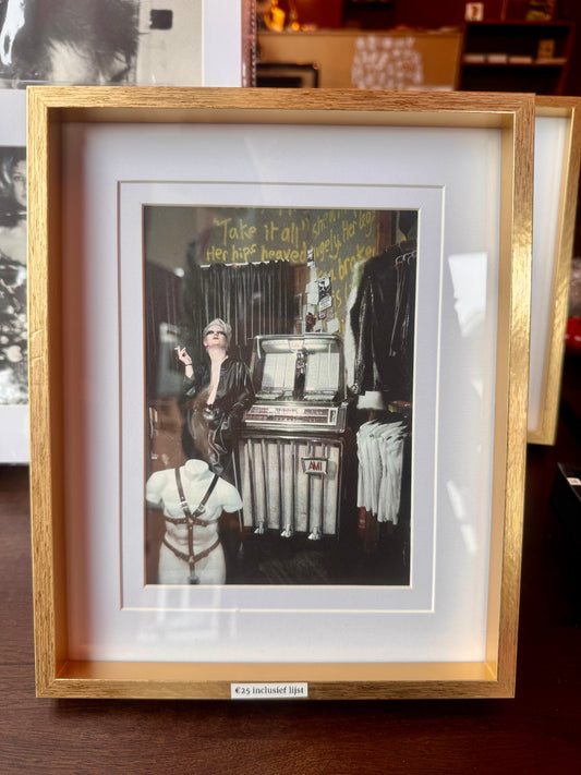 Vivienne Westwood SEX boutique - Passe-Partout photo Print 1/1