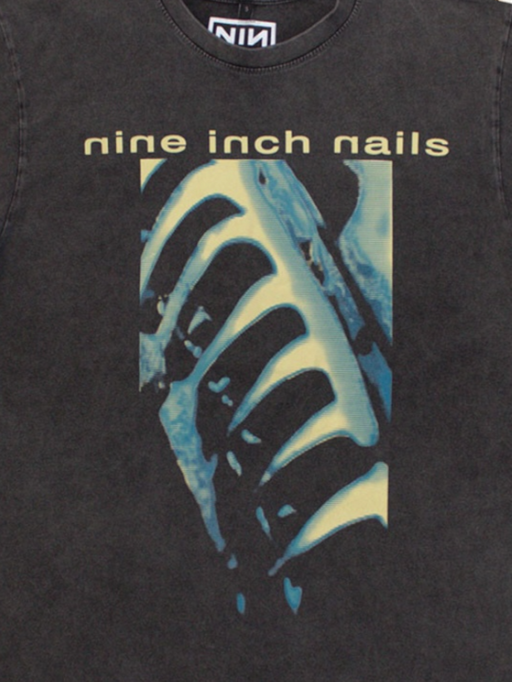 Nine Inch Nails Unisex Stone Wash T-Shirt: PHM & Text Logo (Charcoal Grey)