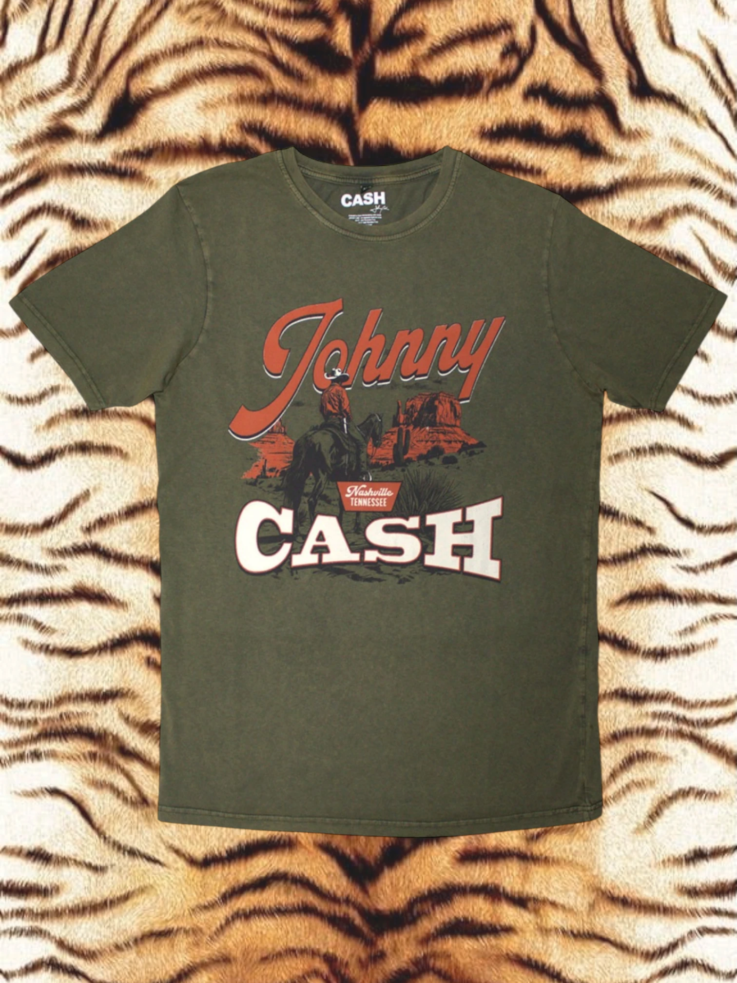 Johnny Cash Unisex Stone Wash T-Shirt: Desert Cowboy (Green)