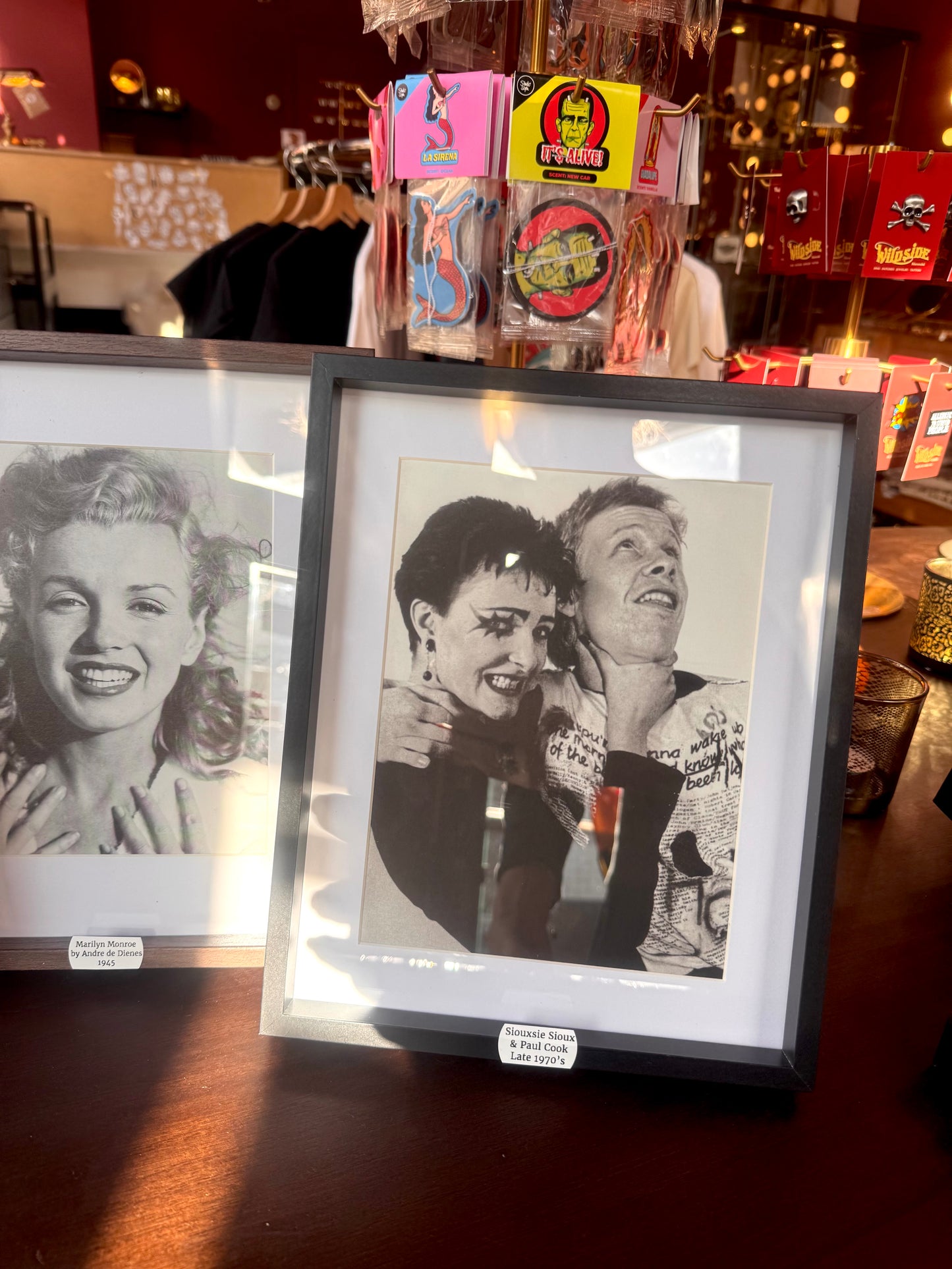 Siouxsie Sioux & Paul Cook - Passe-Partout photo Print 1/1