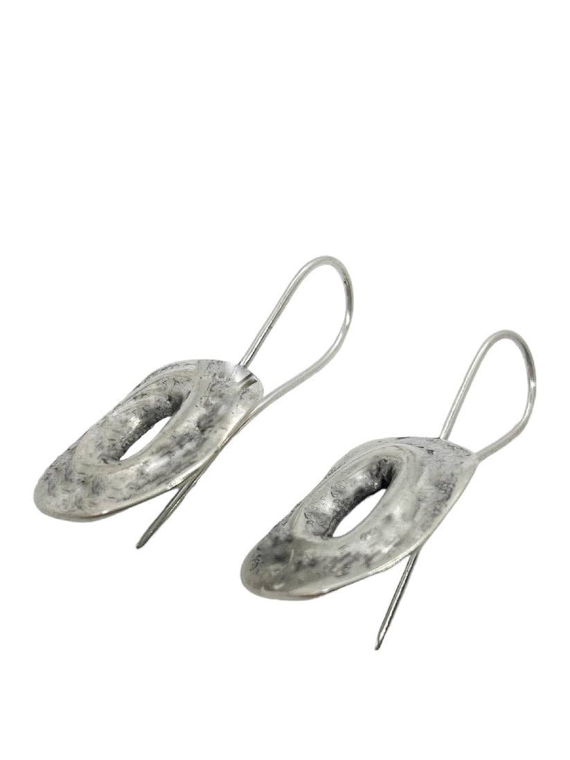 Savage silver plated hook earring