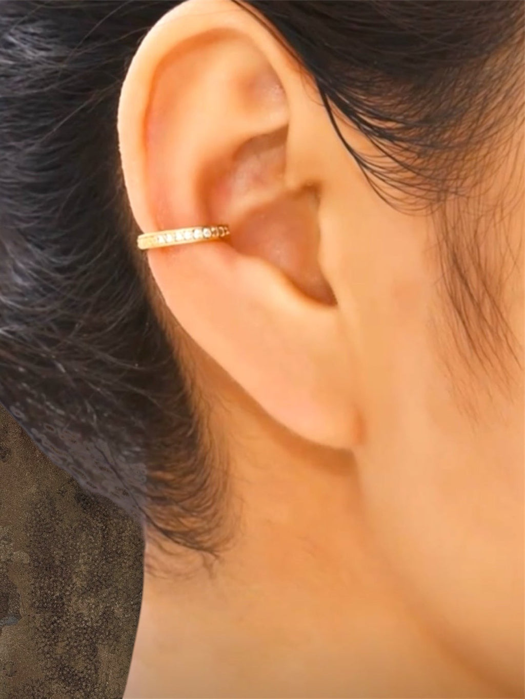 Zilveren Ear cuff met steentjes