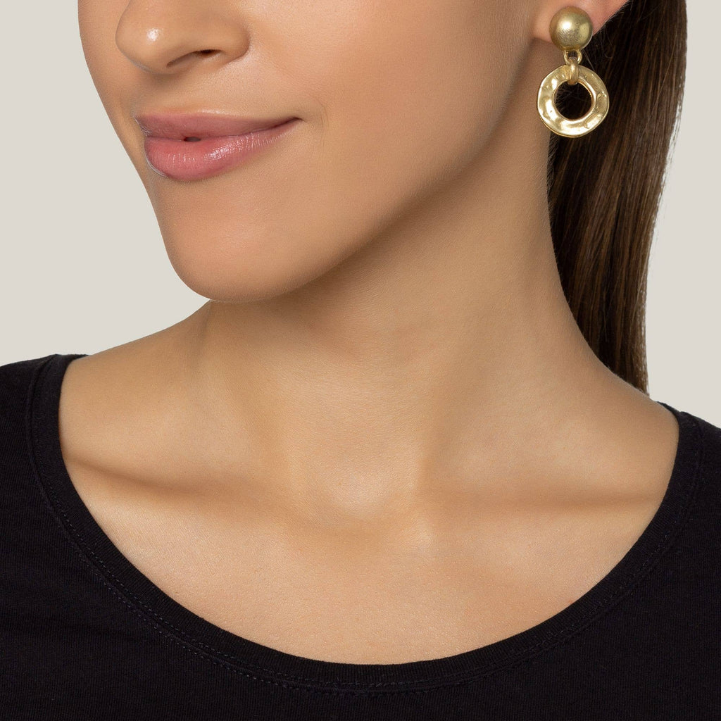 Gouden Volcano gehamerde Oorbellen