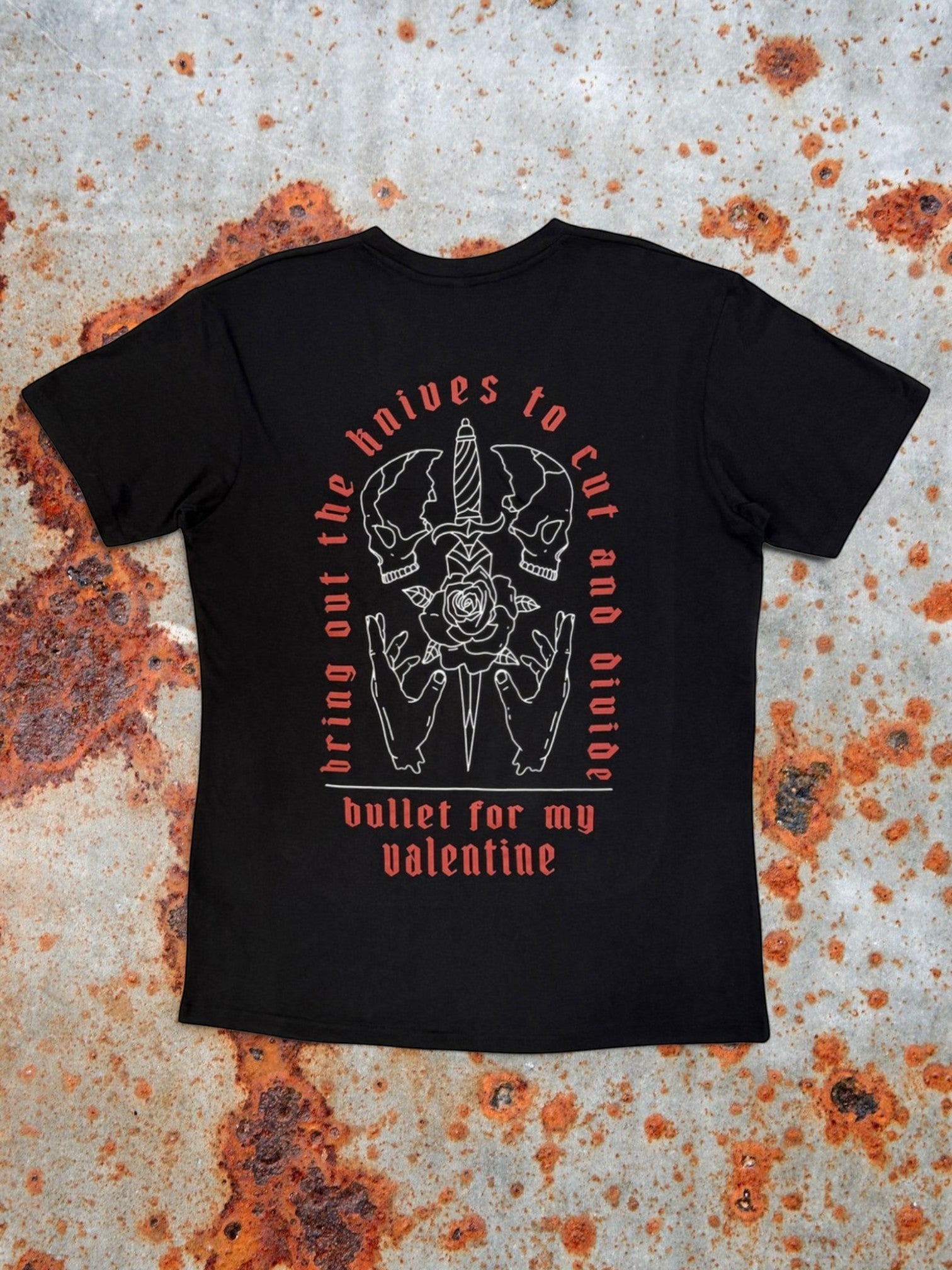 Bullet For My Valentine Premium Carbon T‑Shirt – Bring Out The Knives (100% algodón peinado, acabado extrasuave de primera calidad)
