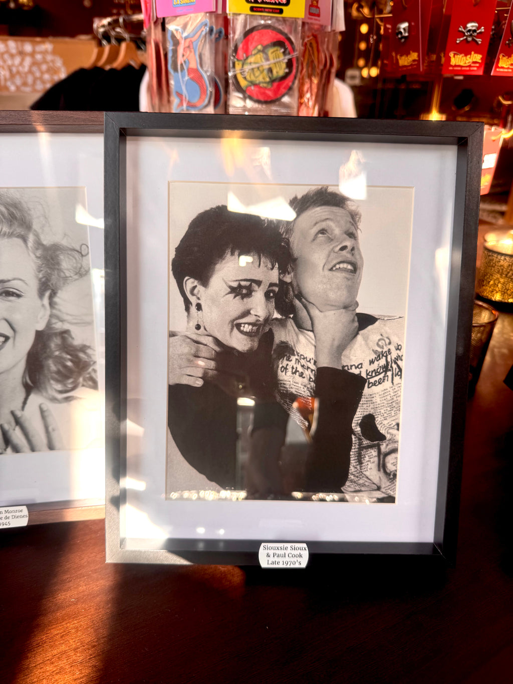Siouxsie Sioux & Paul Cook - Passe-Partout photo Print 1/1