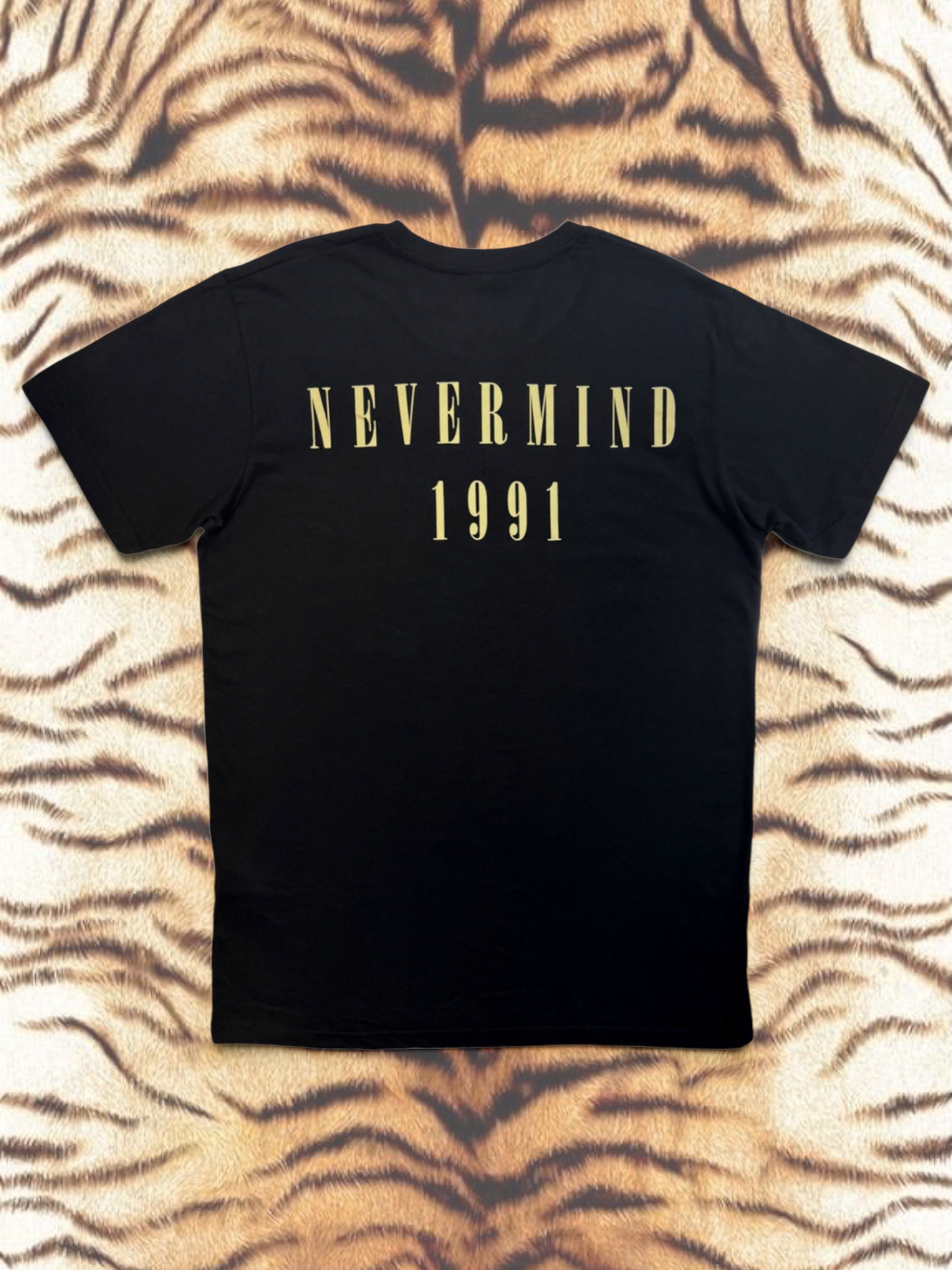 Nirvana Premium Carbon T‑Shirt – Nevermind ’91 Hotel Photo (100% Combed Cotton, Premium Soft‑Touch Finish)