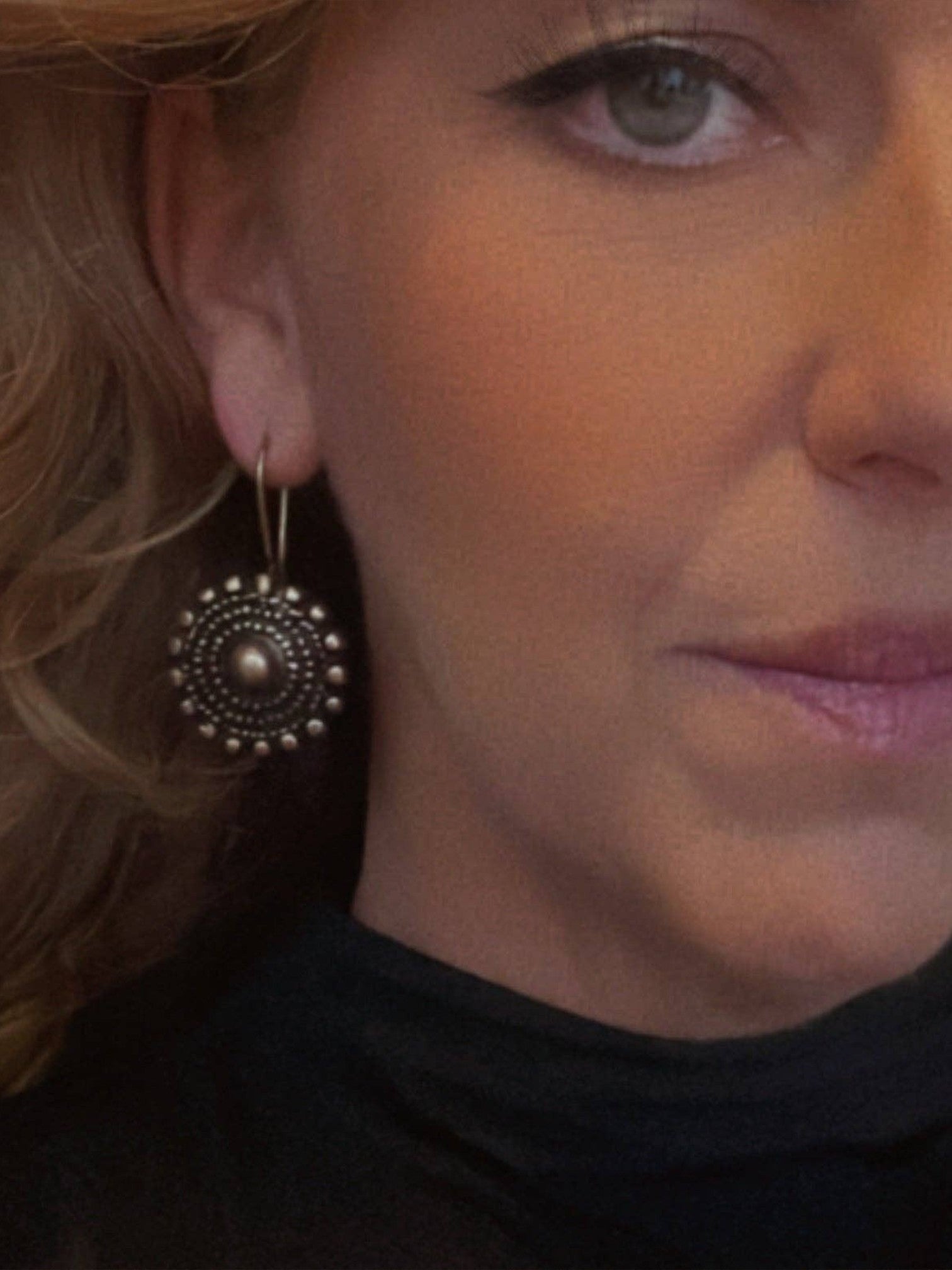 WILDSIDE gold zamak charro earrings with hook closure and beaded detail. Hypoallergenic.