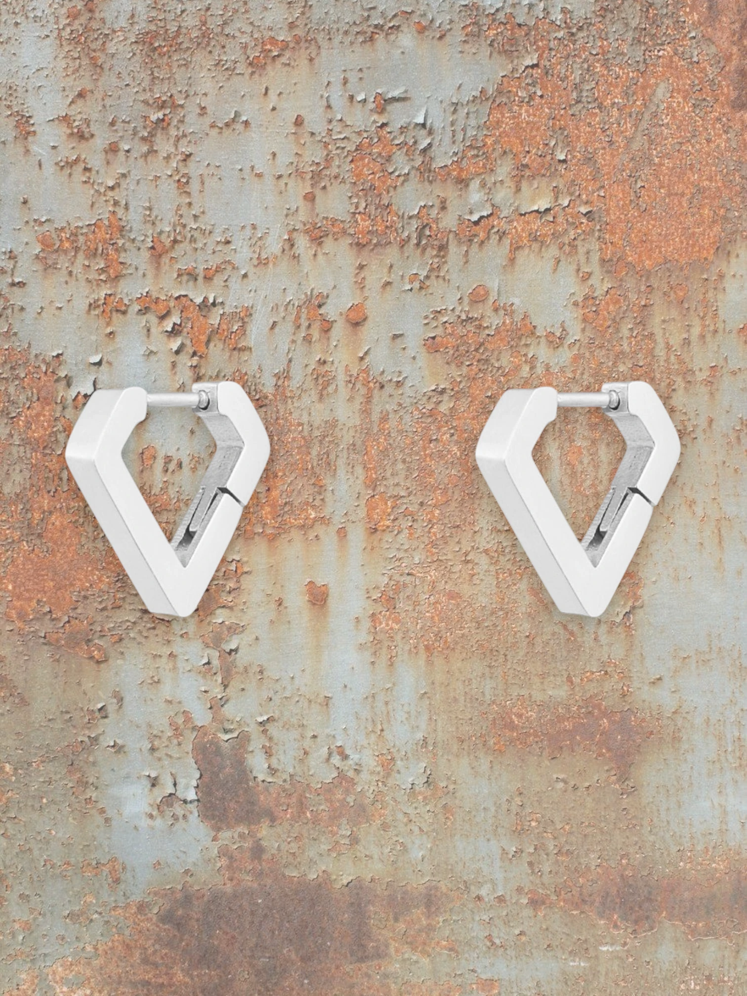 WILDSIDE geometric diamond hoop earrings in polished silver, modern angular design.