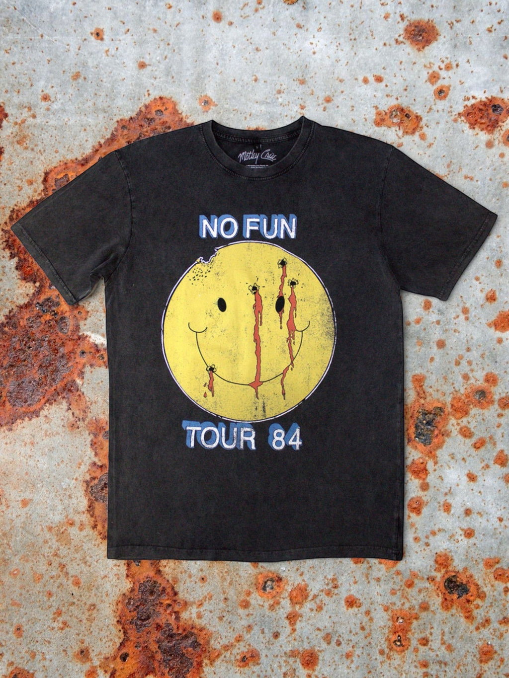 Mötley Crüe Stone Wash T-Shirt – No Fun Tour ’84 (Edición Limitada 999 unidades)