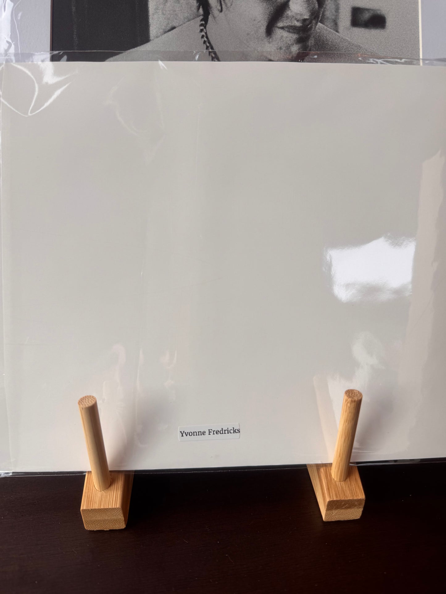 Yvonne Fredricks - Passe-Partout photo Print