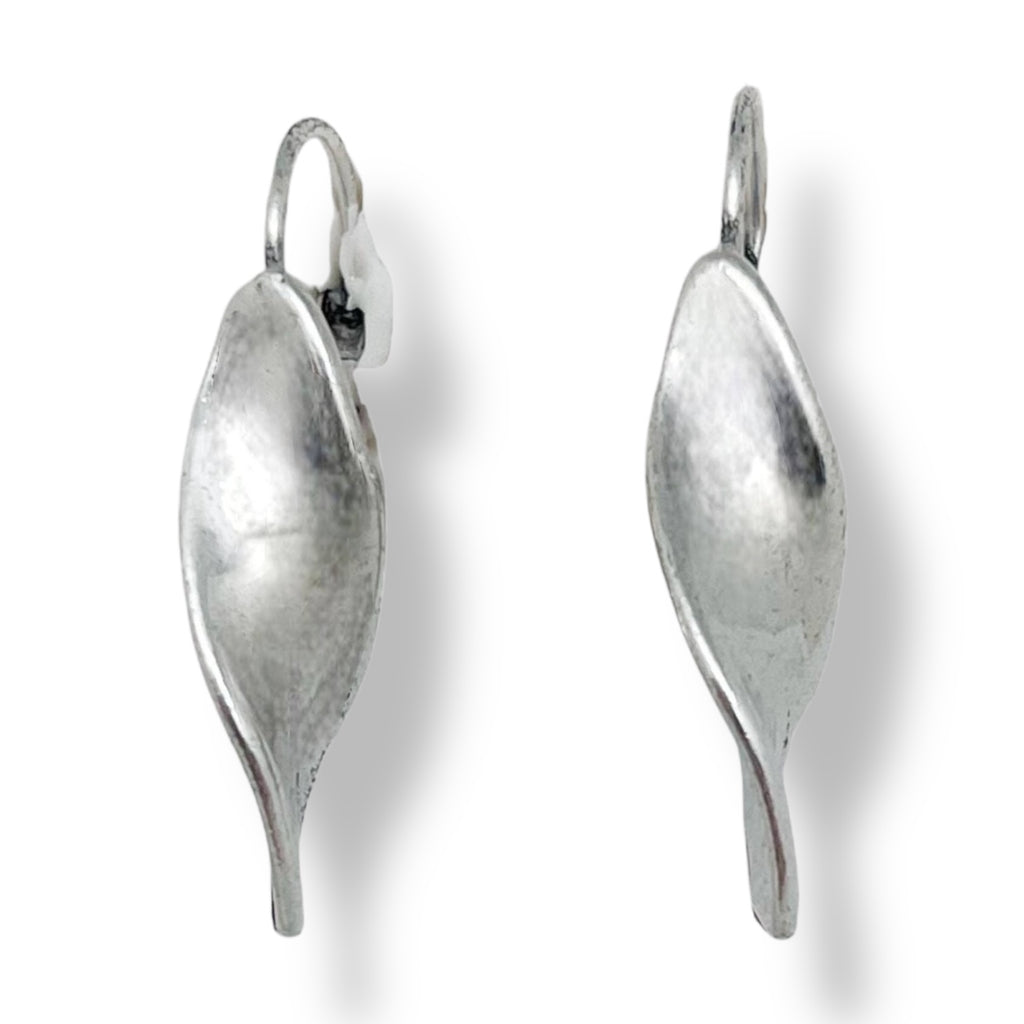 Propeller earring in silver plated crossbow