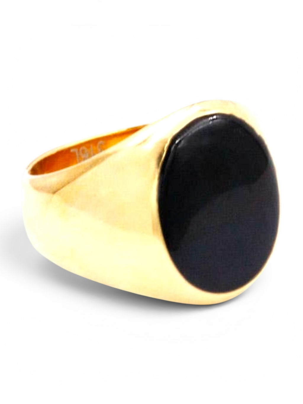 Gouden ring met zwarte steen rond