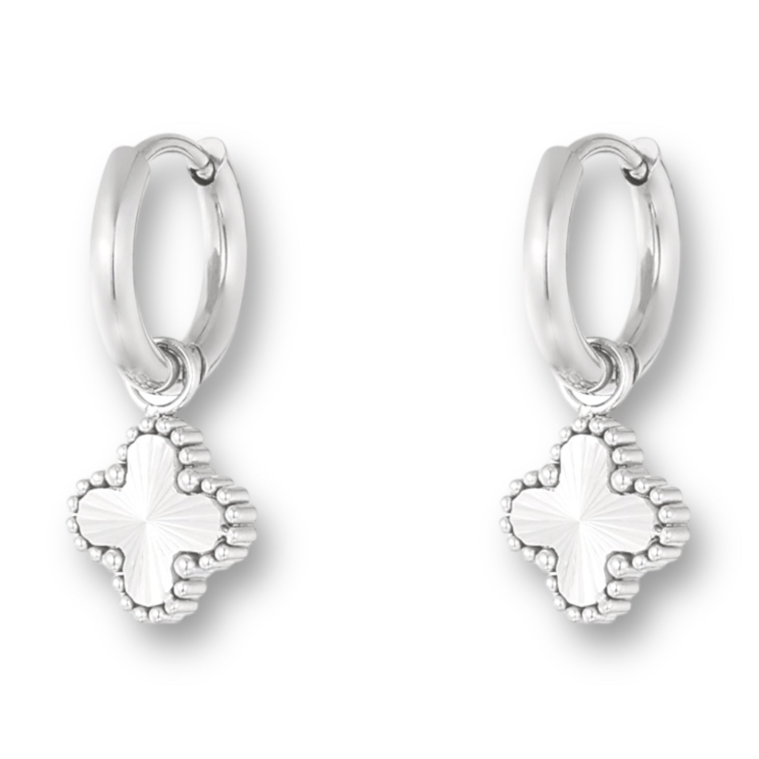 Silver earrings with clover pendant