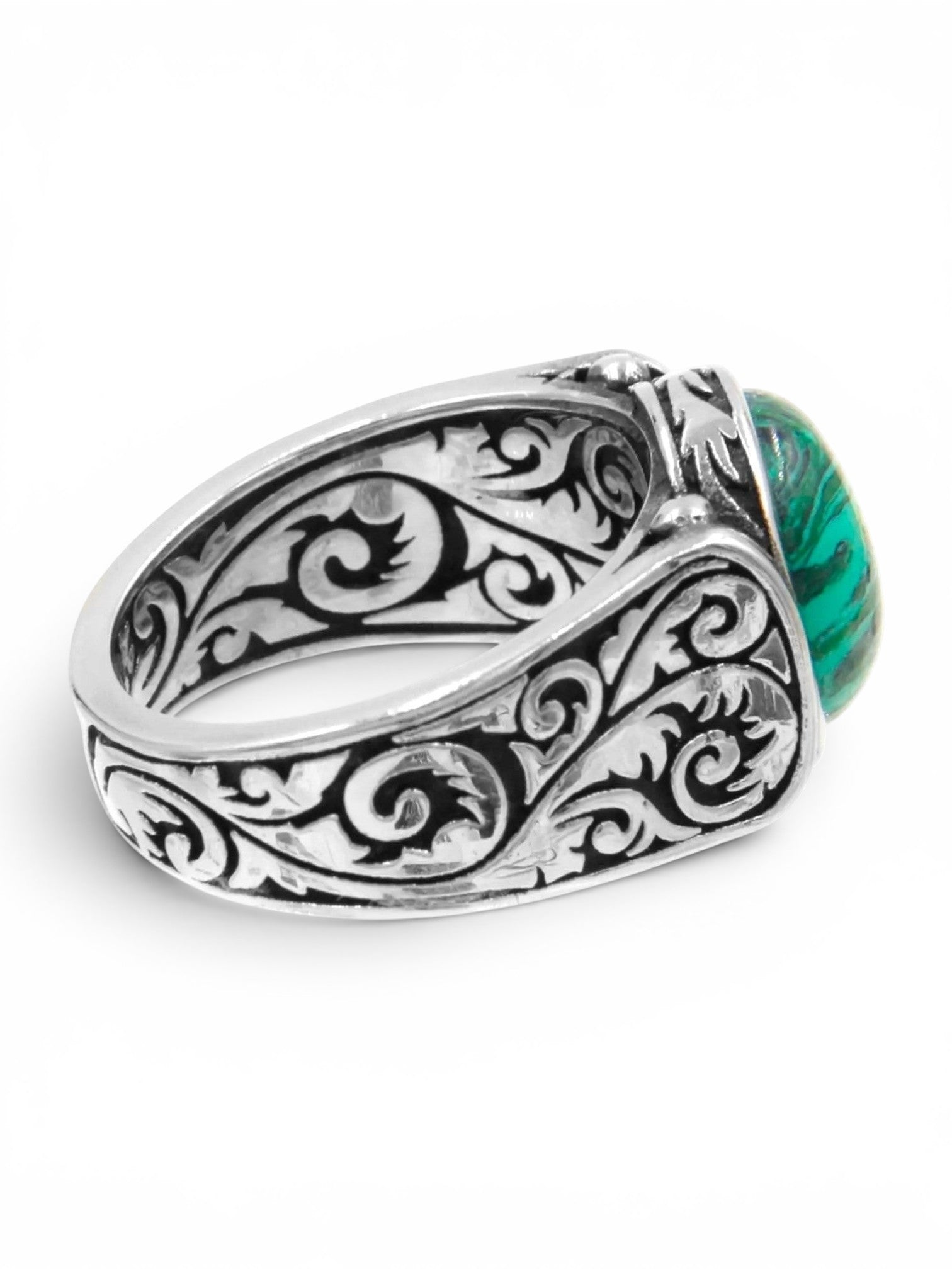 Ring met groene Steen