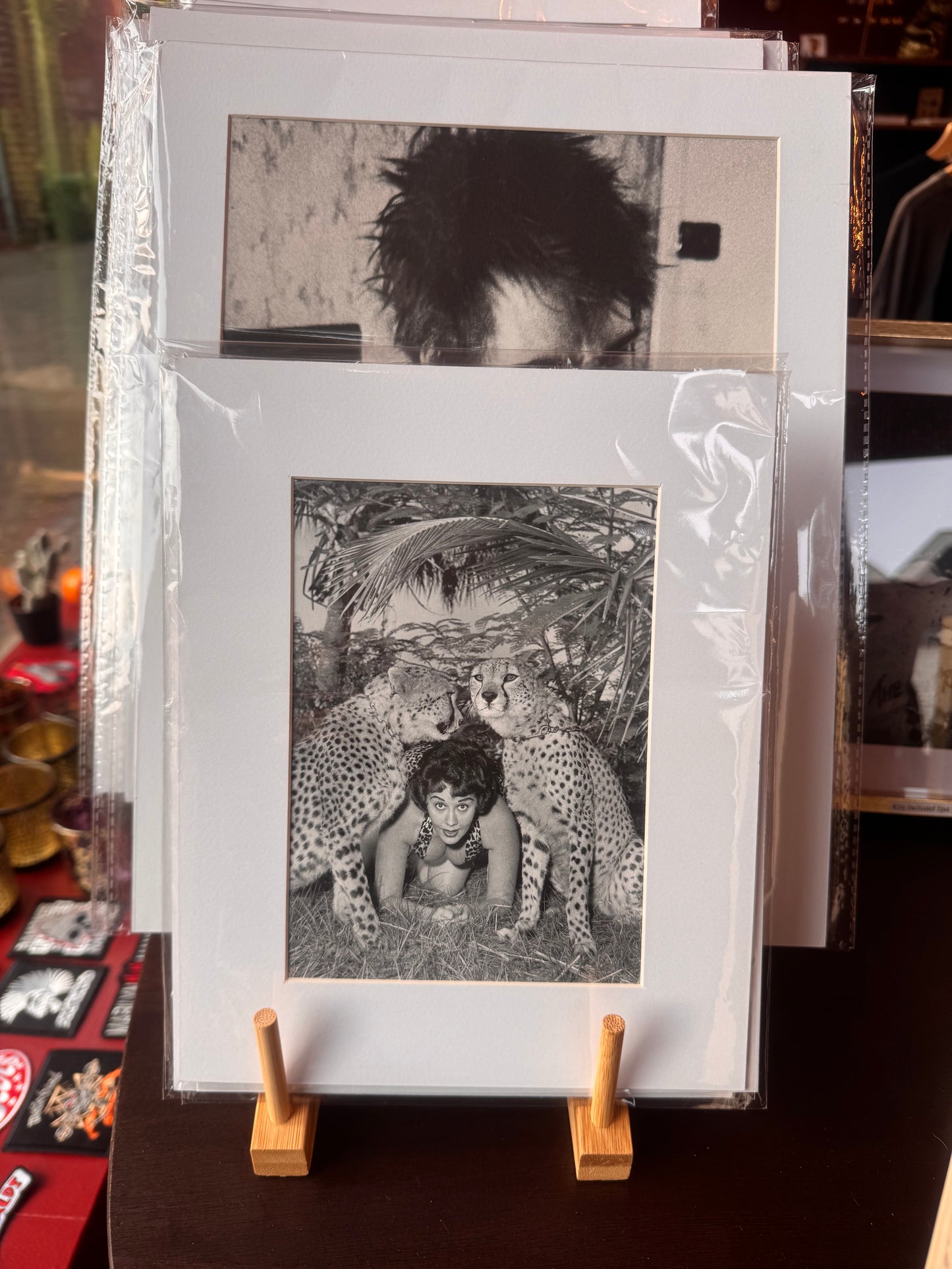 Micki Marlo by Bunny Yeager - Passe-Partout photo Print