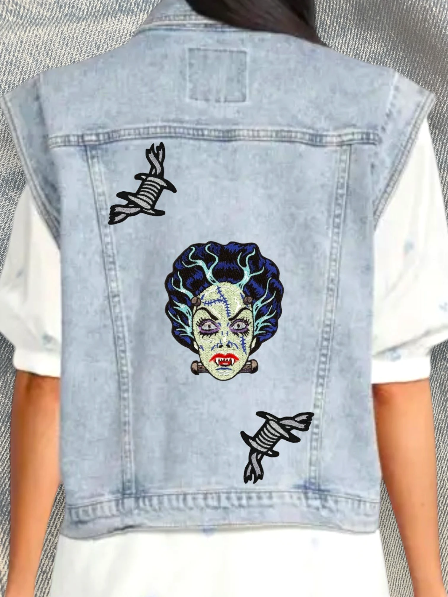 Barbed Wire Iron On Embroidered Patch