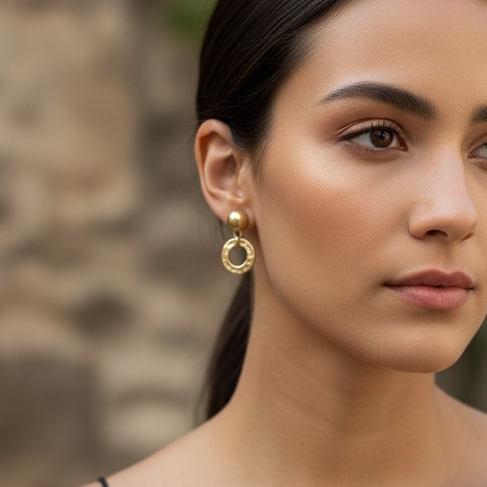 Gouden Volcano gehamerde Oorbellen