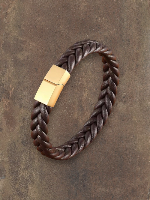 WILDSIDE brown braided leather bracelet with gold-tone magnetic clasp. Surgical steel and leather.