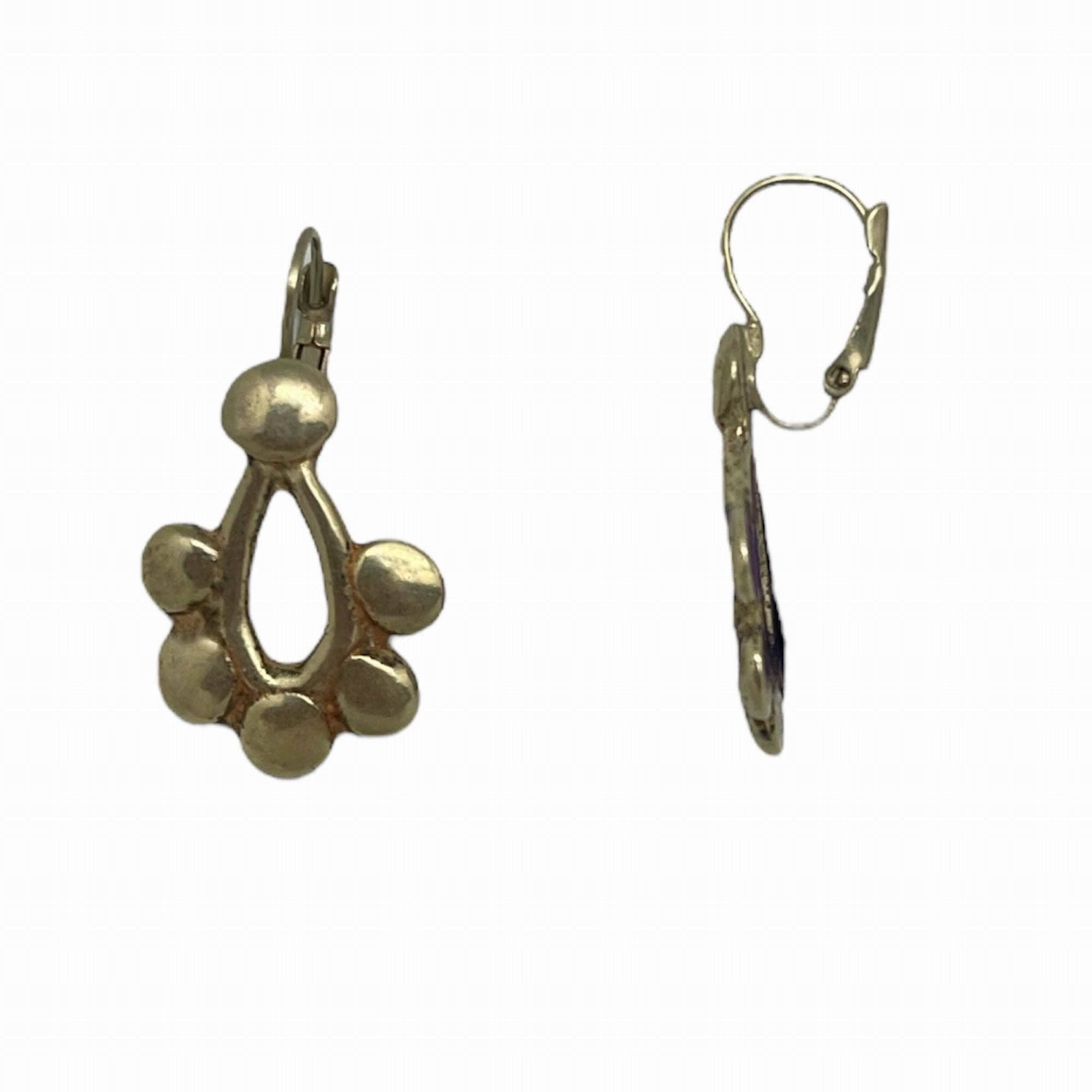 Golden cluster sleeper earring