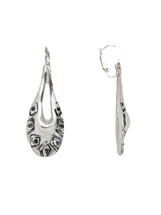 Sleepy teardrop crossbow earring engraved silver