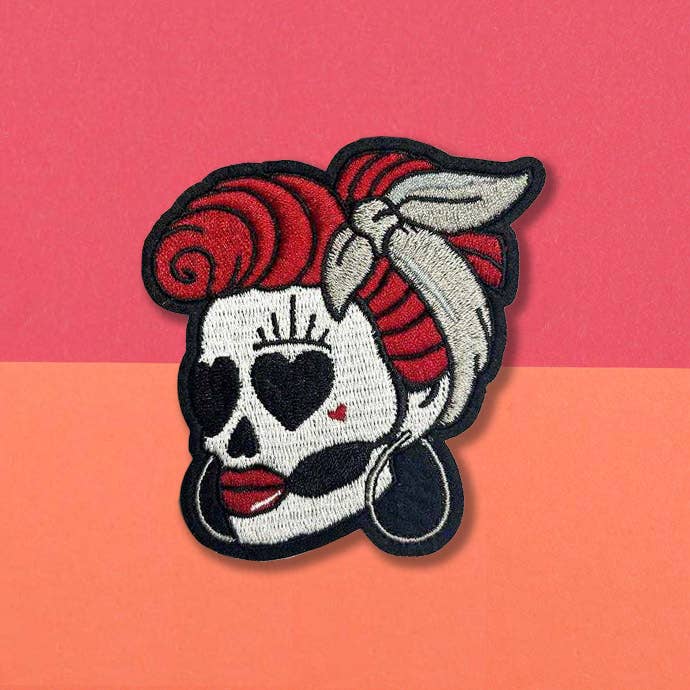 Parche rojo “Skull Poulette”