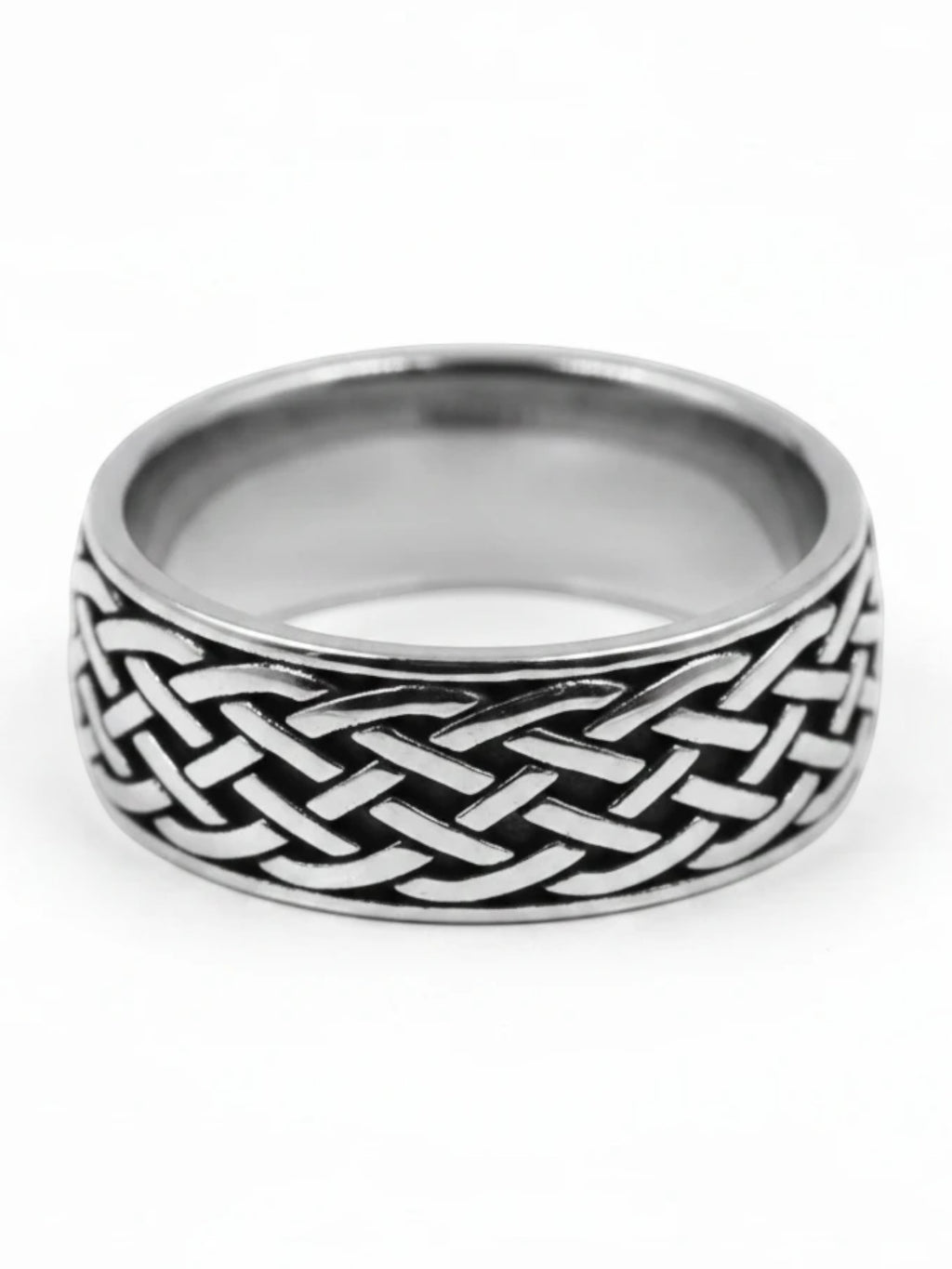 WILDSIDE silver braided ring crafted from polished 316L stainless steel with a detailed Celtic knot pattern.