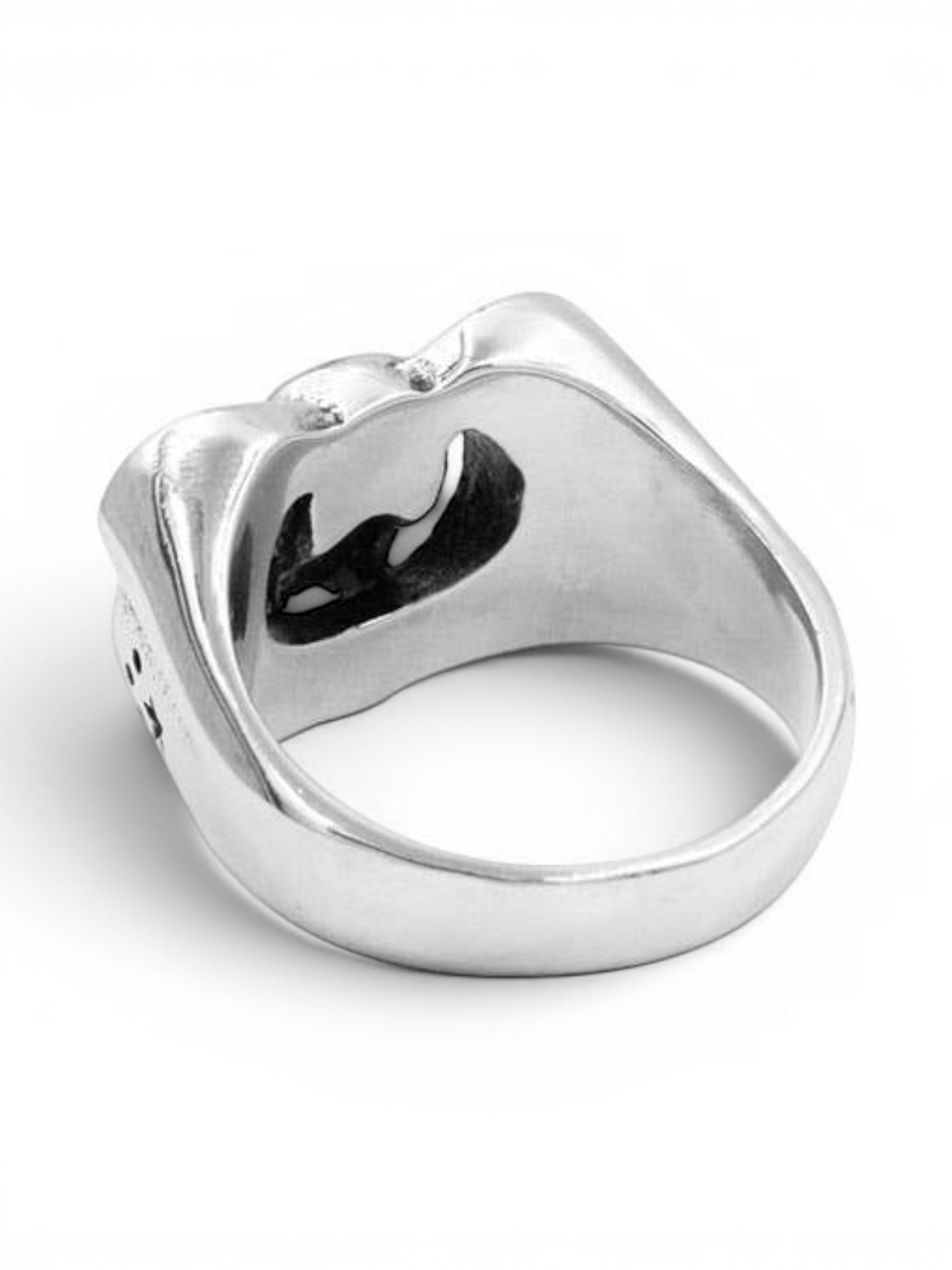 WILDSIDE sterling silver Western skull ring with star cutouts and polished finish for a rock-inspired look.